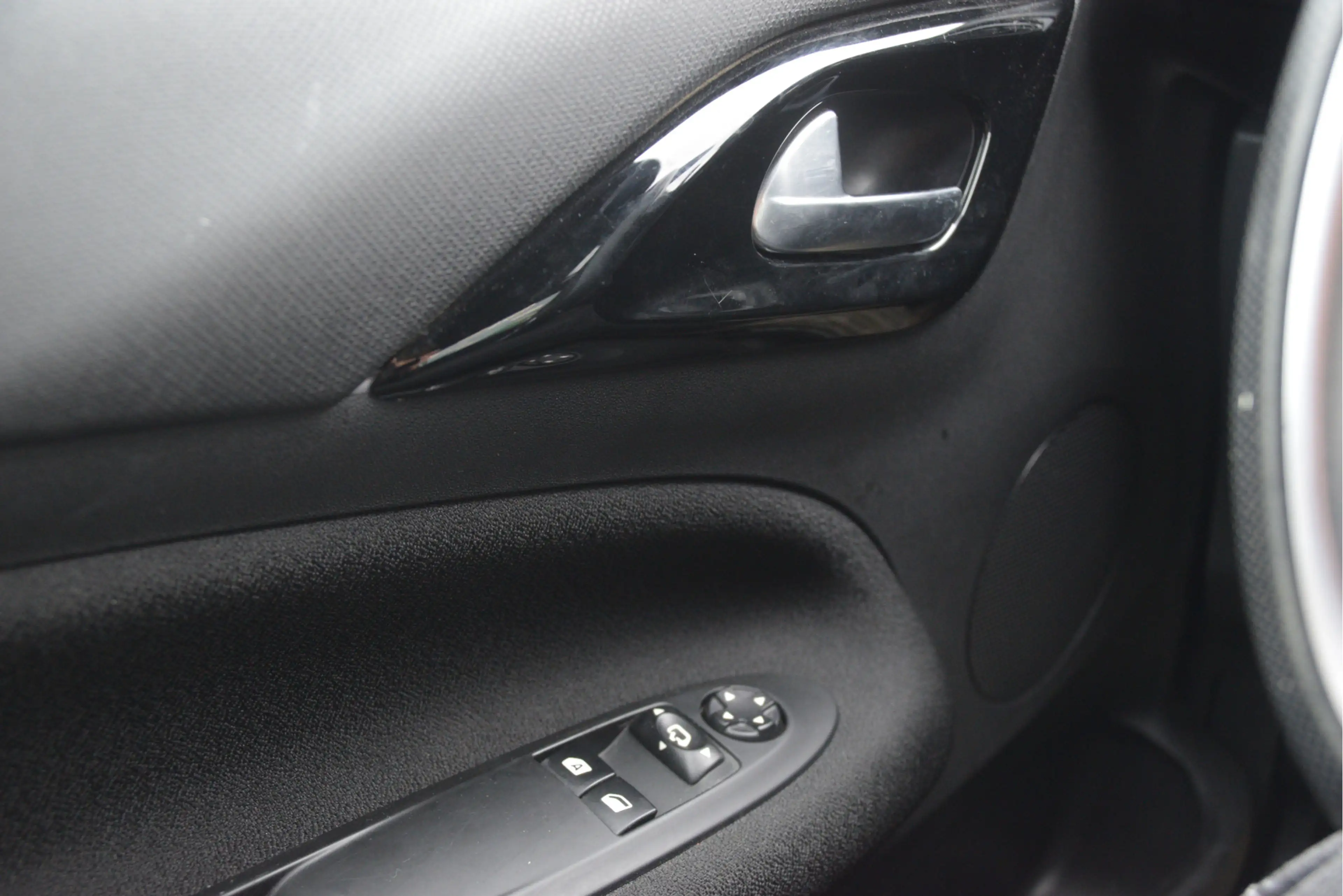 DS Automobiles DS 3 1.2 PureTech Performance Line Carplay | Navi | LMV — photo 18