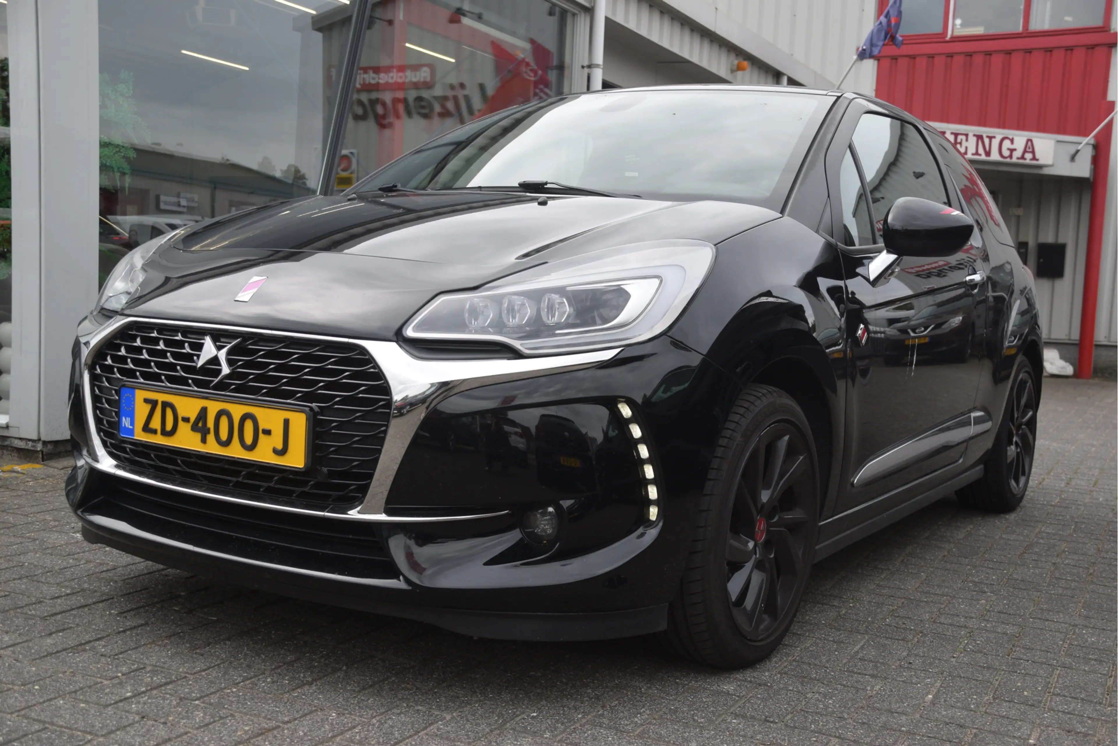 DS Automobiles DS 3 1.2 PureTech Performance Line Carplay | Navi | LMV — photo 2