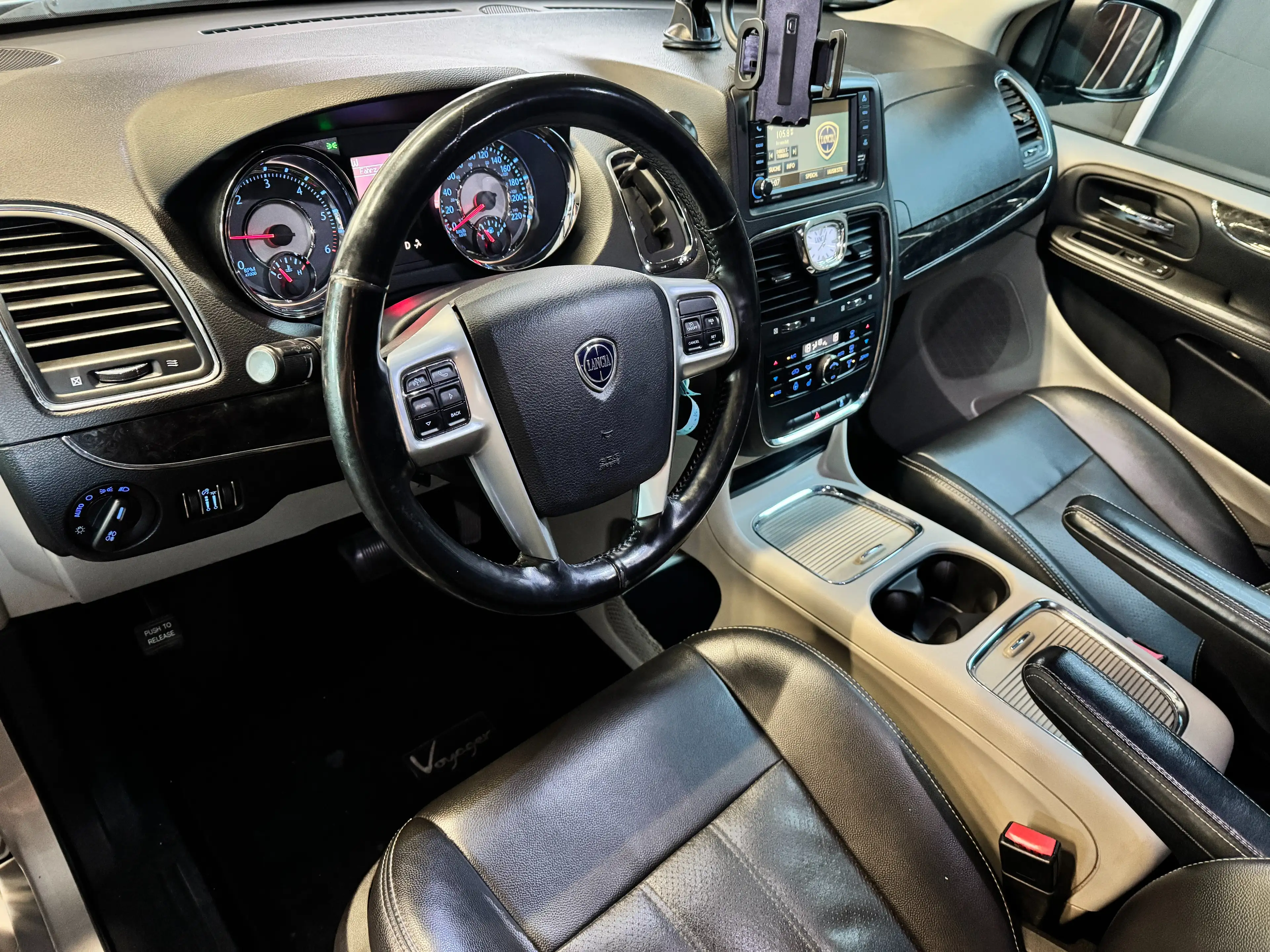 Lancia Voyager Gold 2.8 CRD Automatik 7-Sitzer/Leder/8-fach/VOLL — photo 9