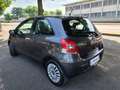 Toyota Yaris 1.0 VVTI 51 KW 3P SOL 1PROPRIETARIO MOLTO BELLA Gris - thumbnail 3