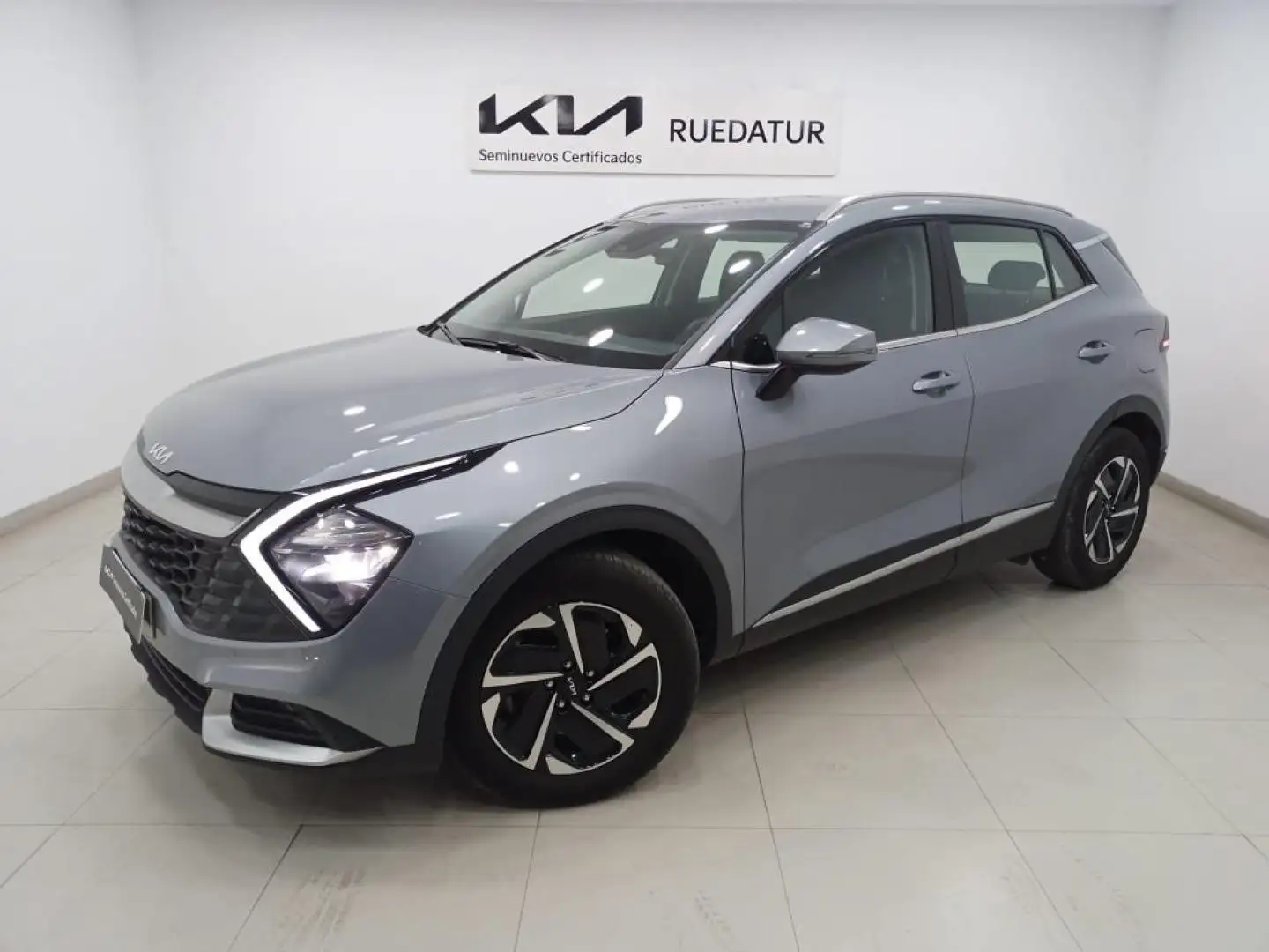 Kia Sportage 1.6 T-GDi MHEV Drive 160CV 4X2 (Pack Design) Plateado - 1