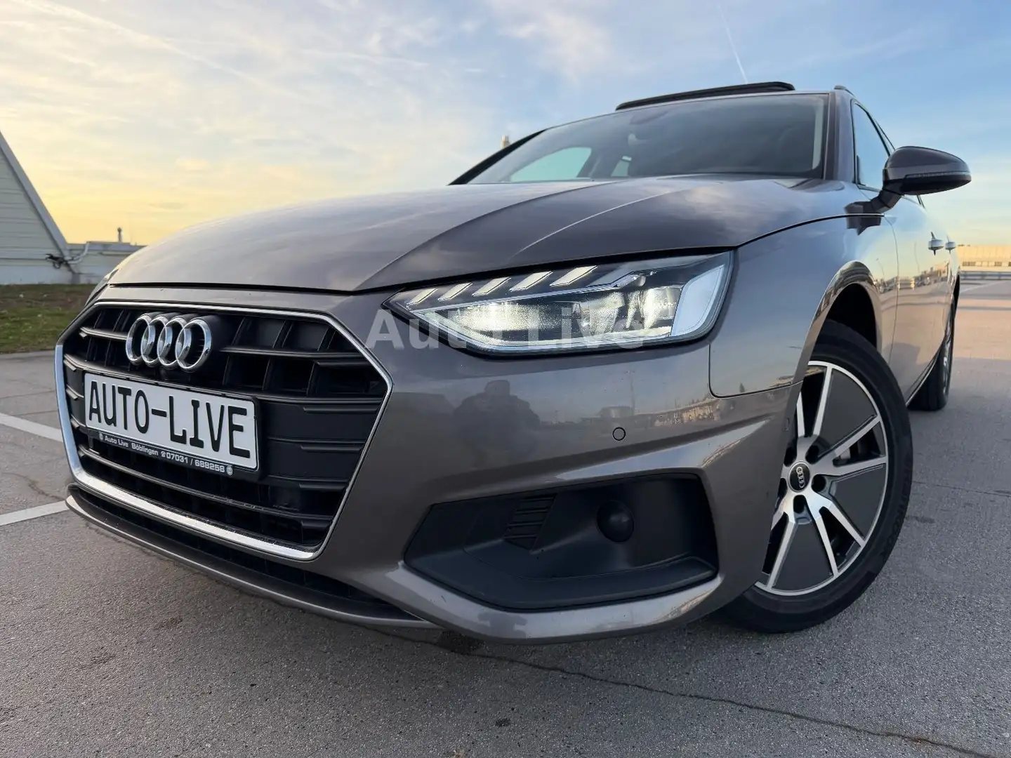 Audi A4 40 TDI Av*S TRONIC*PANO*VIRTUAL*NAVI*LED*360* Gris - 1