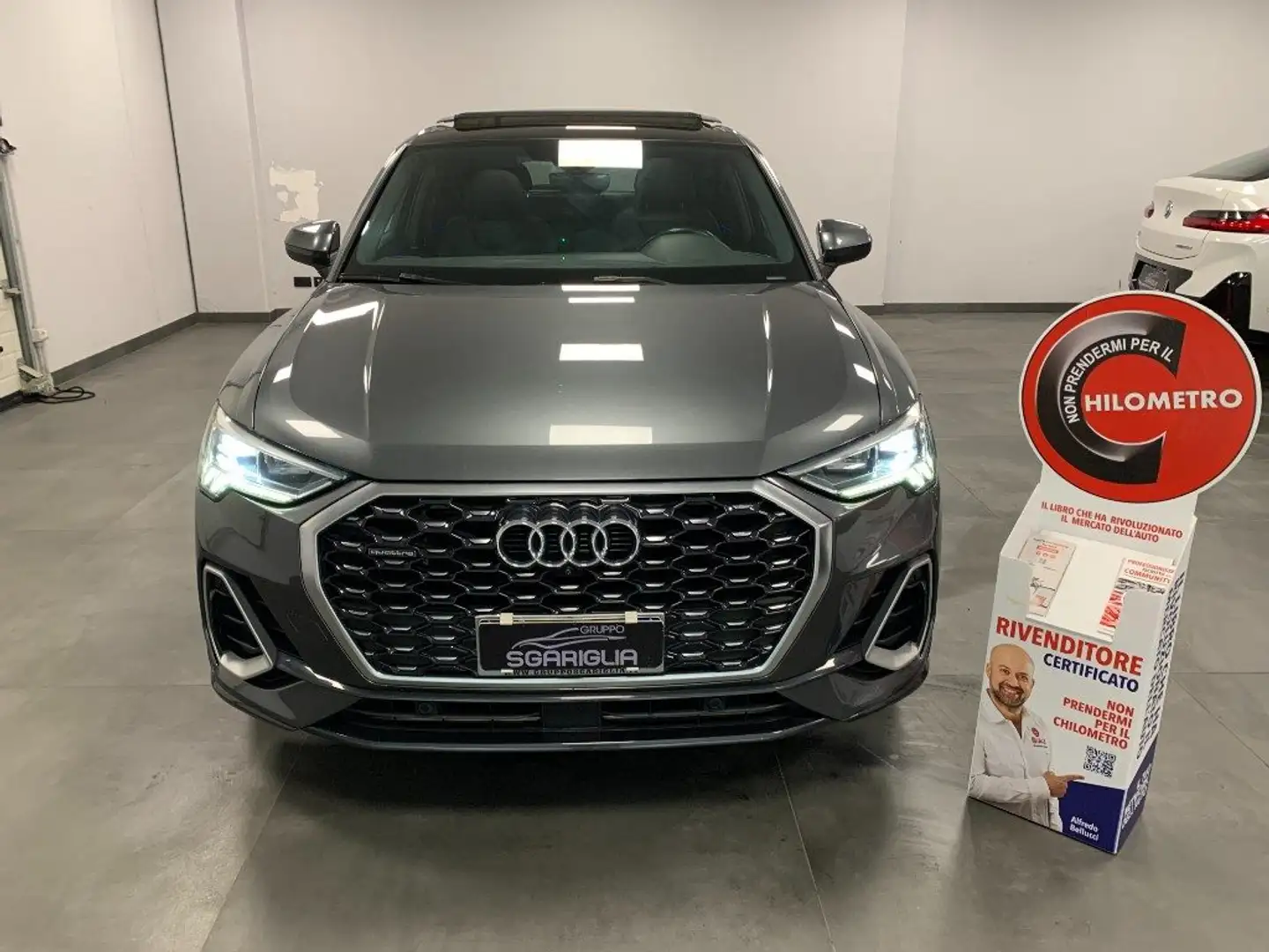 Audi Q3 SPB Tetto Apribile Sportback S Line Edition 40 TDI Grigio - 2