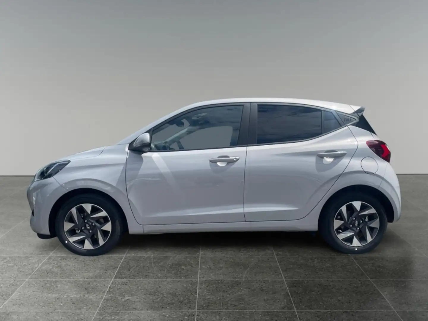 Hyundai i10 GO 1,0 MT a5bg1 Grau - 2