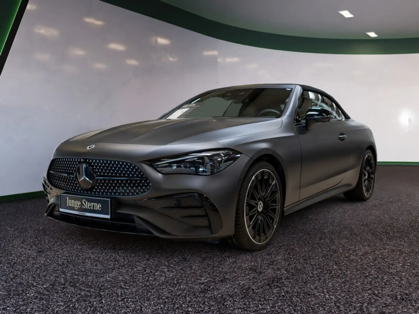 Mercedes-Benz CLE 450 4M Cabriolet AMG Sport Premium+ NIGHT Schwarz - 2