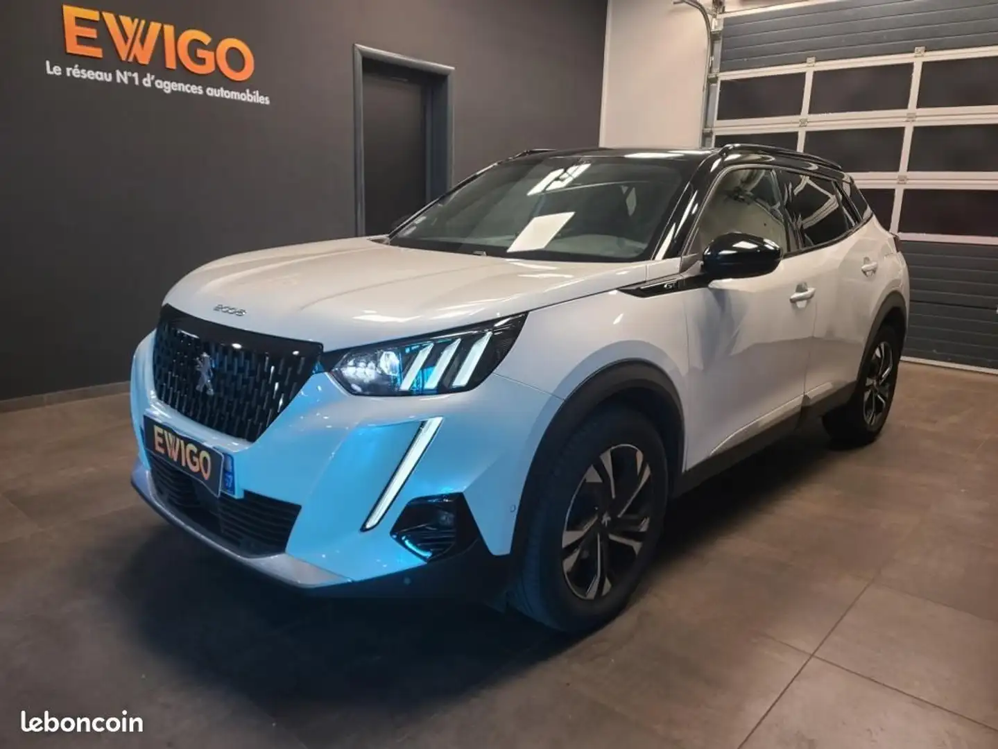 Peugeot 2008 1.2 PURETECH 130ch GT EAT8 START-STOP Wit - 1