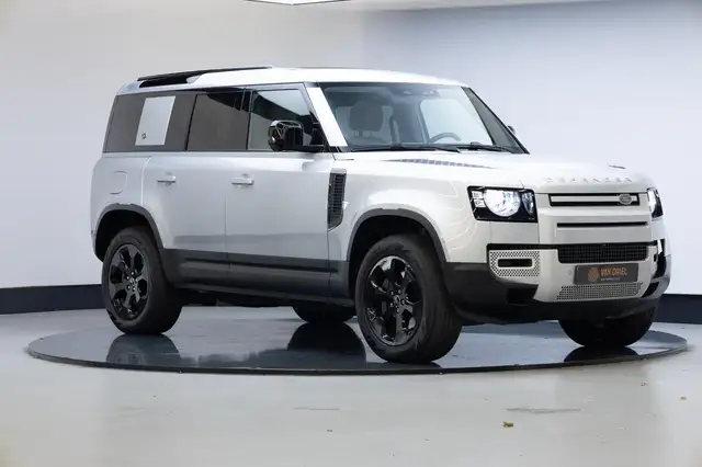 Land Rover Defender 110 2.0 P400e 110 S | Cold Climate Pack | Panorama