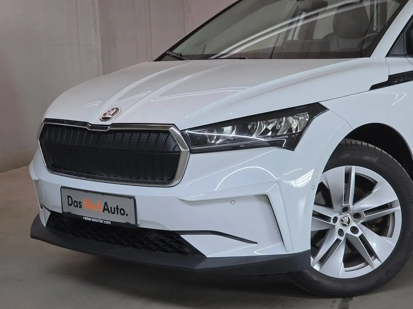 Skoda Enyaq 80 Weiß - 2