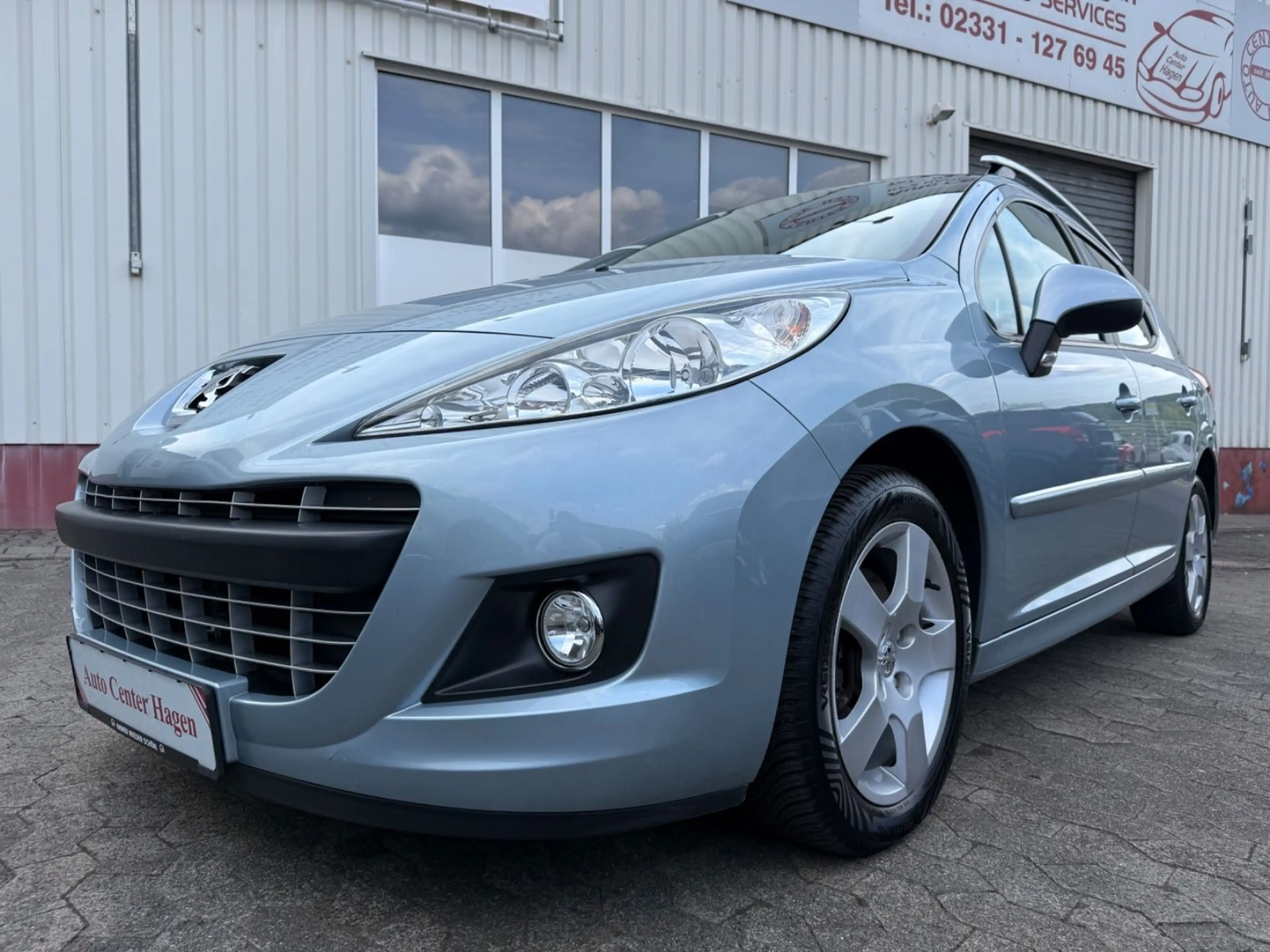Peugeot 207 SW 1,6 HDI 82kW 112PS Premium/PDC/PANO/NAVI