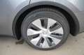 Tesla Model Y Long Range RWD *HW4*1. Hand Silber - thumbnail 8