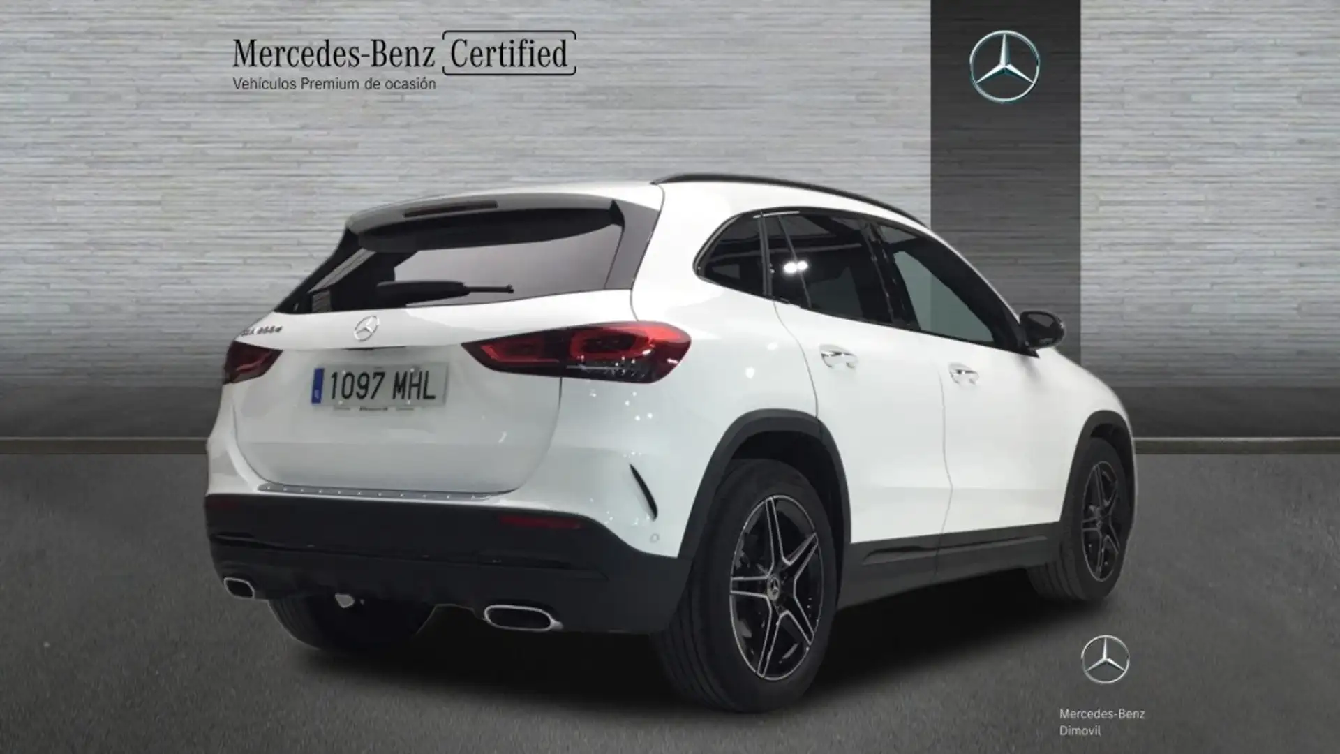 Mercedes-Benz GLA 200 -CLASS D AMG LINE Blanco - 2