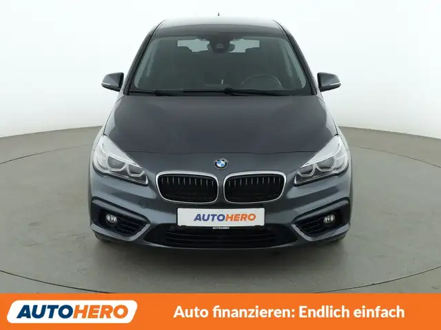 BMW 2 Series view 9