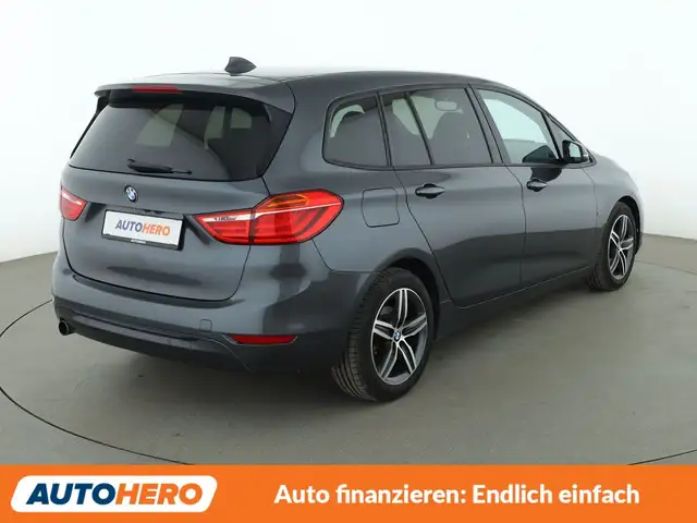 BMW 2 Series view 6