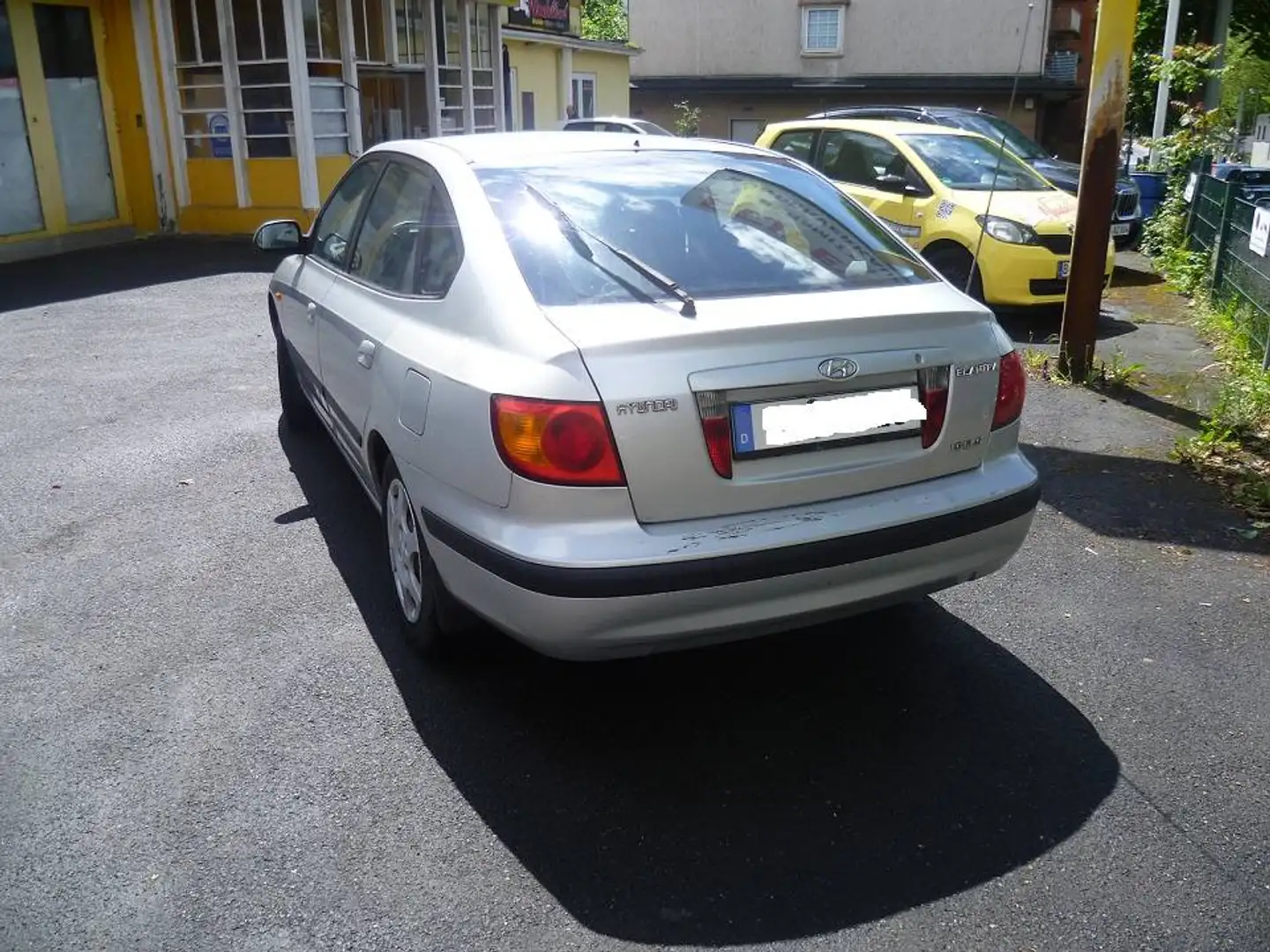 Hyundai ELANTRA Elantra 1.6i GLS Silber - 2
