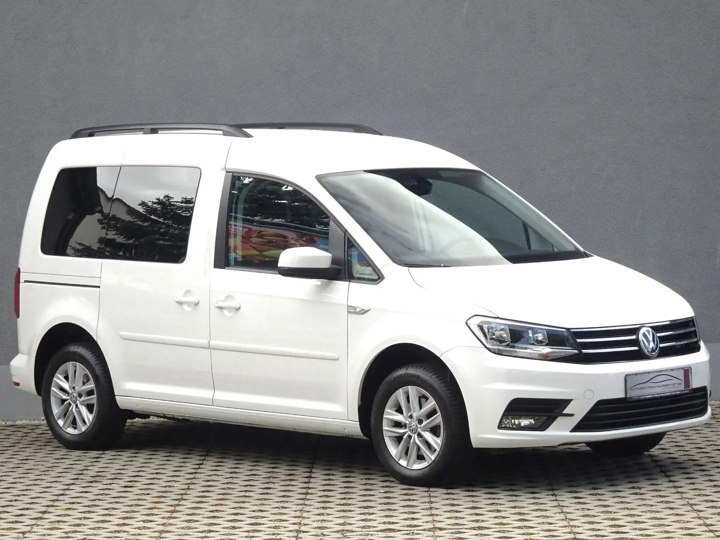 Volkswagen Caddy Kombi 2,0 TDI Comfortline/Navi/SitzHZG/LMF Weiß - 2