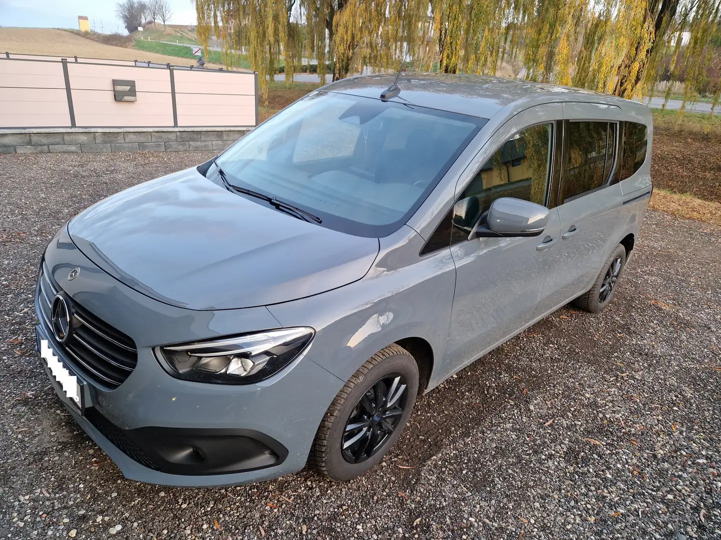 Mercedes-Benz T-Class T-Klasse Lang 180 Style Aut. Style Grau - 1