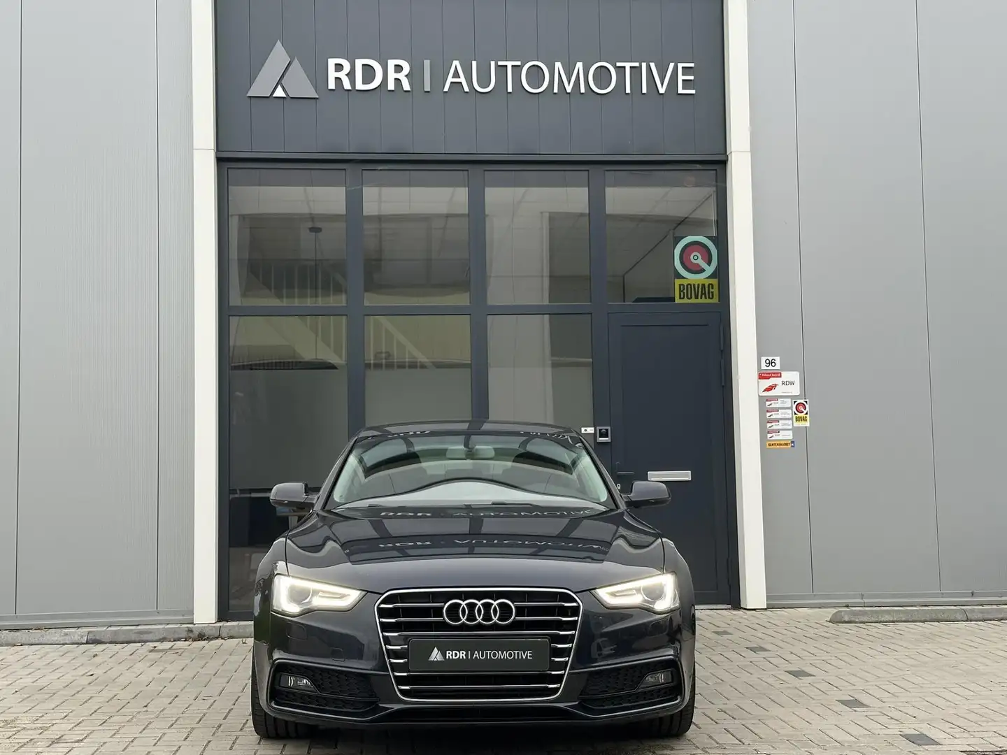 Audi A5 Sportback 1.8 TFSI Adrenalin Blauw - 2