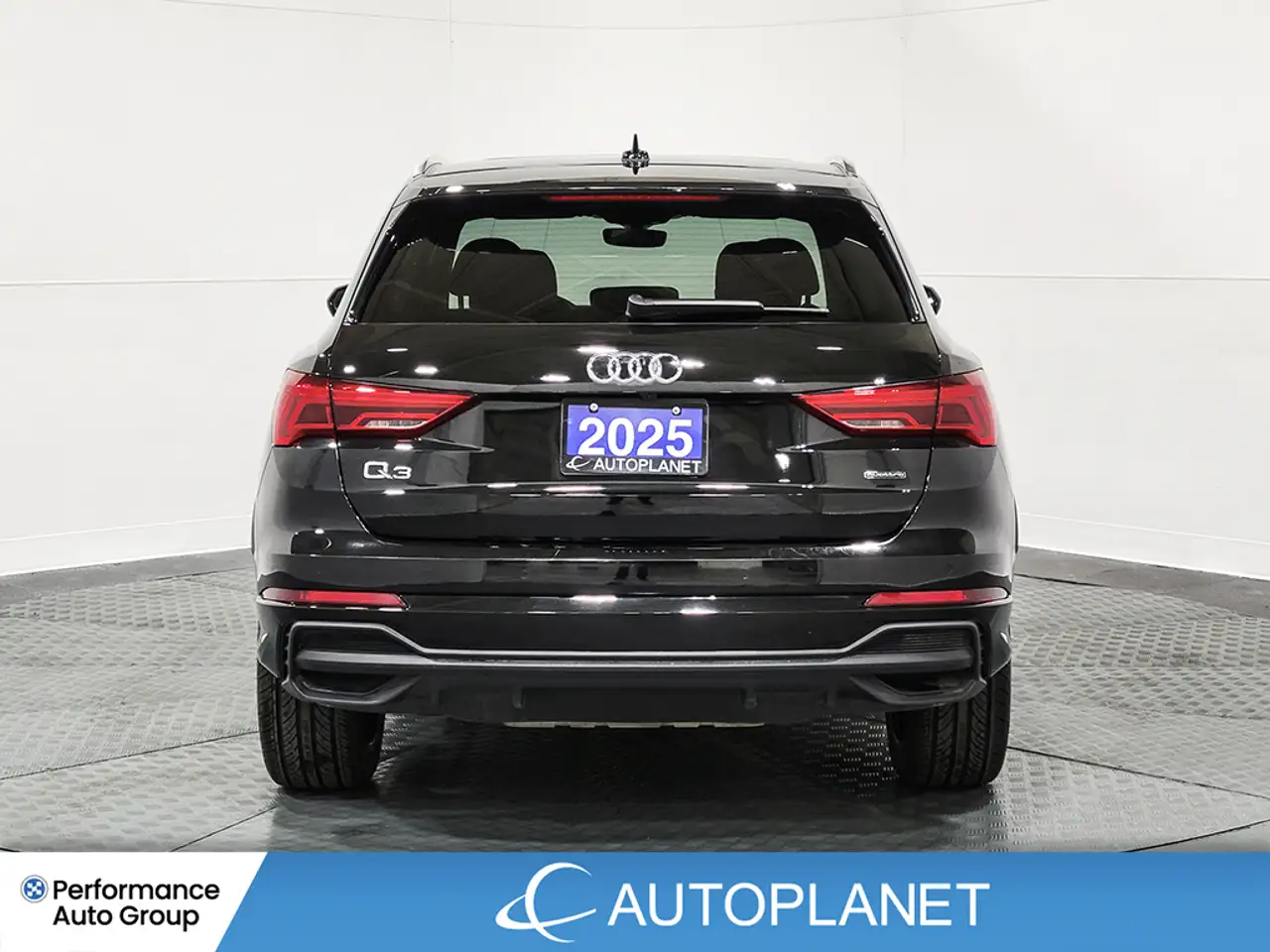 Audi Q3 снимка Audi Q3