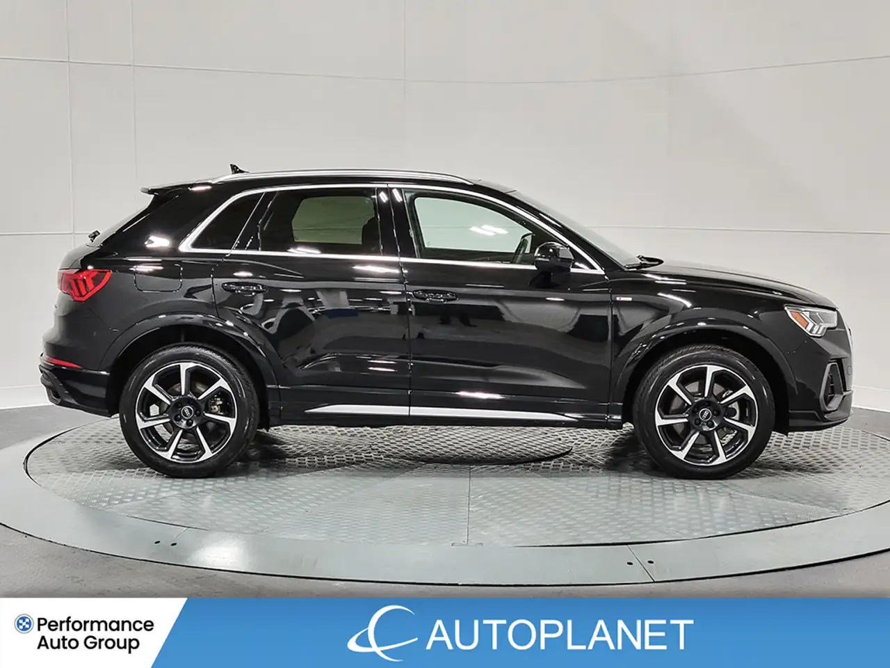 Audi Q3 снимка Audi Q3