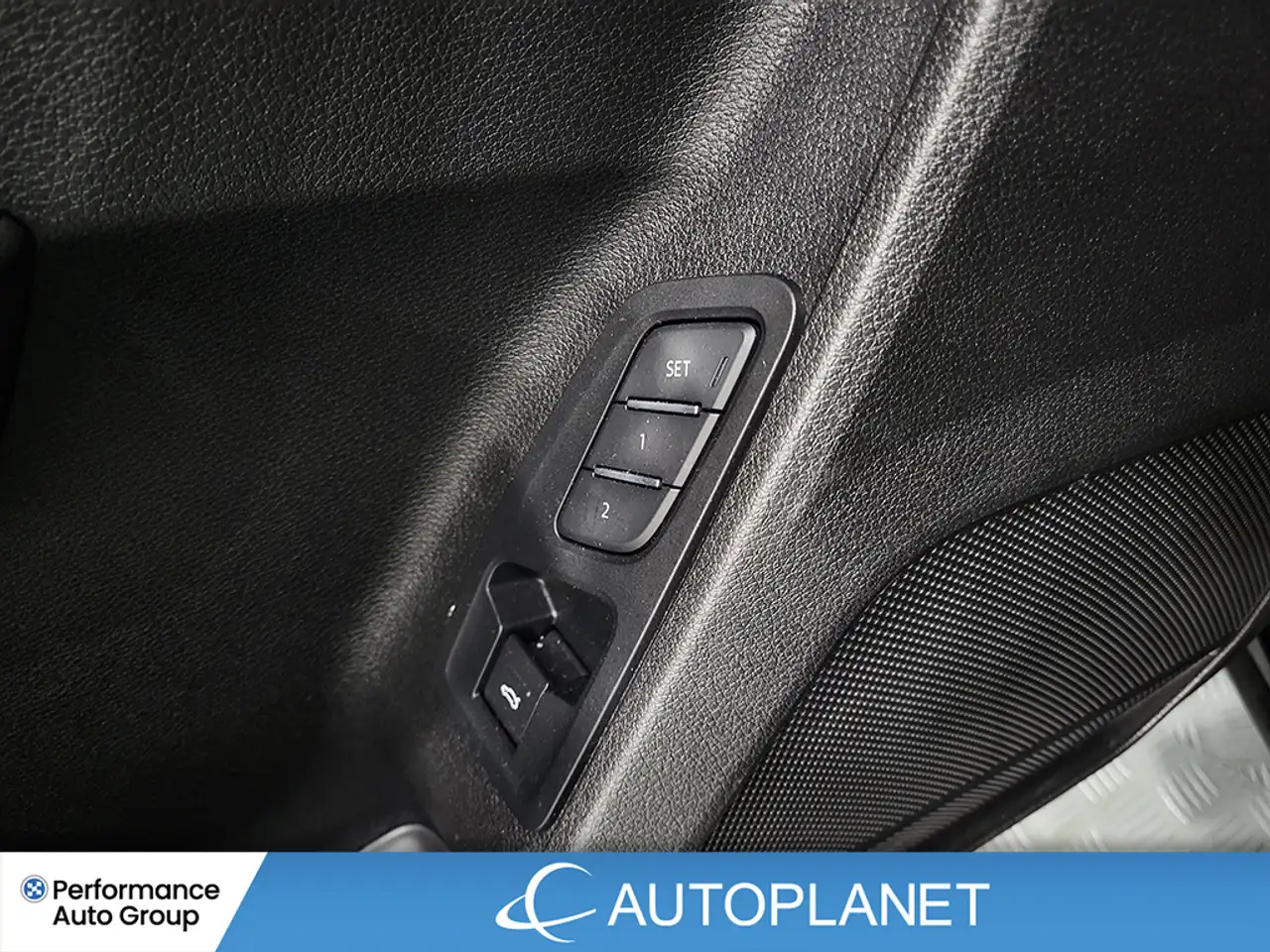 Audi Q3 снимка Audi Q3