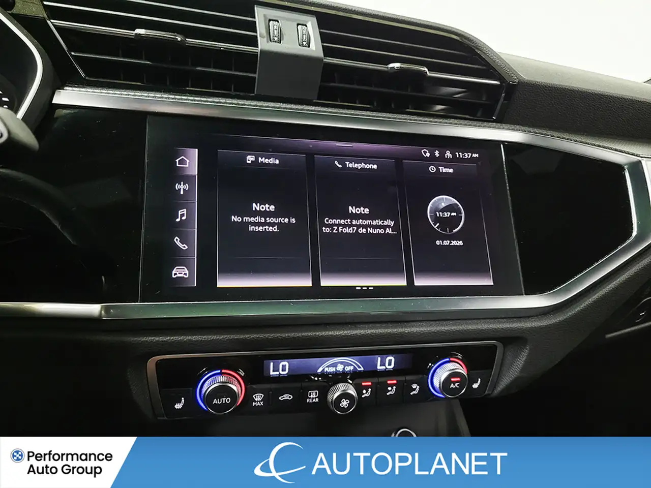 Audi Q3 снимка Audi Q3