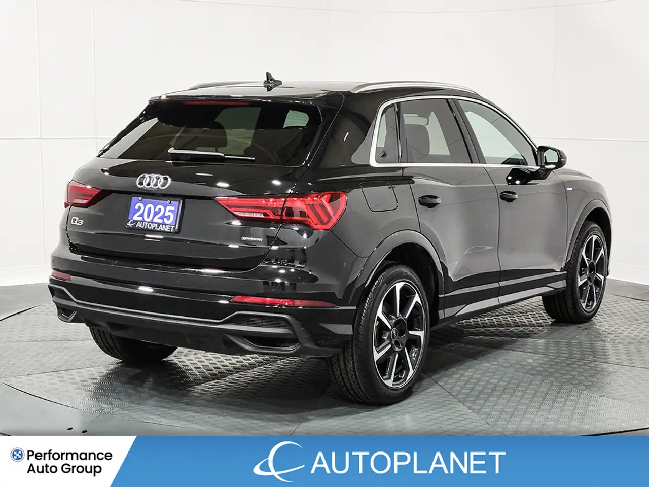Audi Q3 снимка Audi Q3