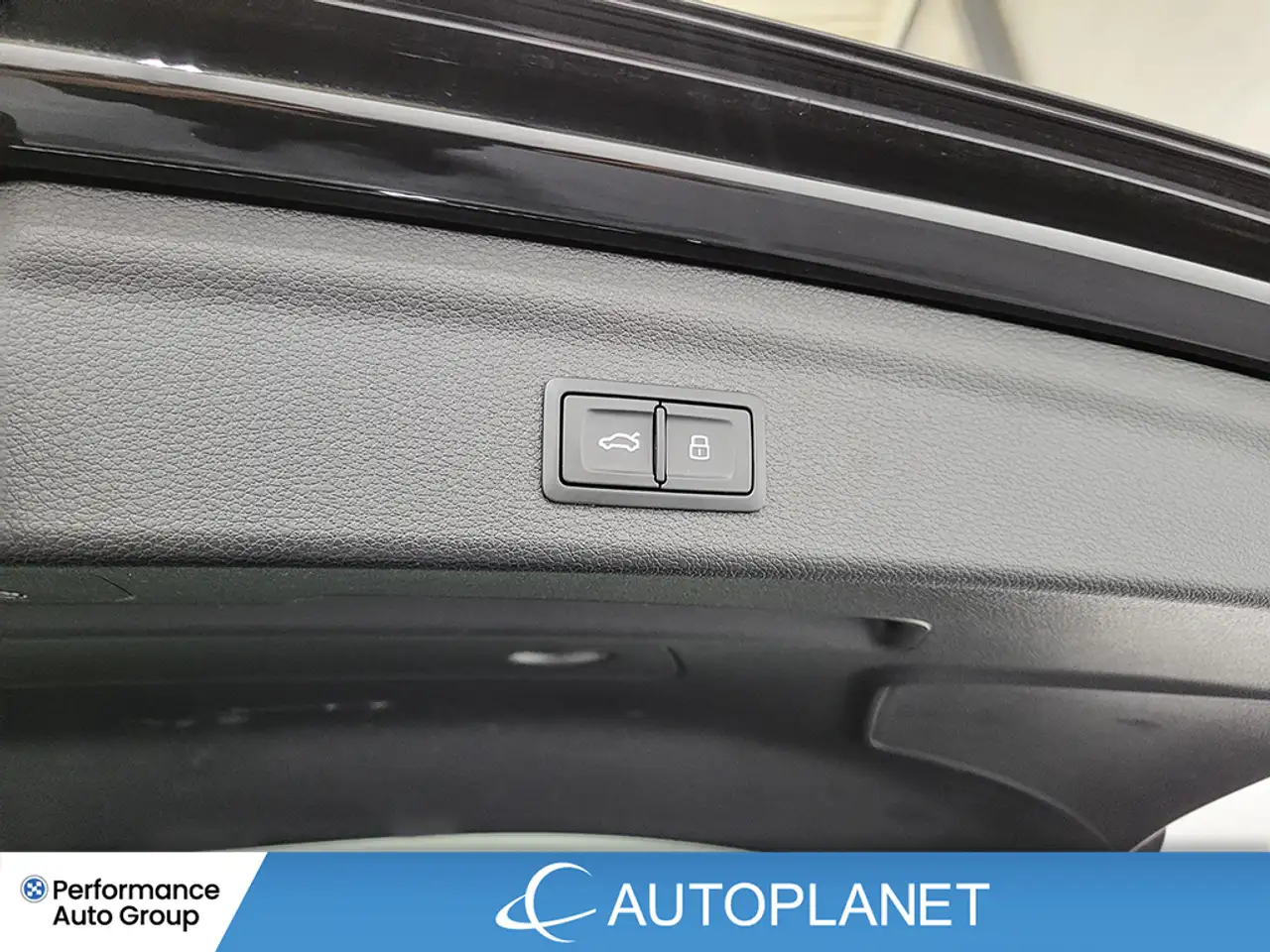 Audi Q3 снимка Audi Q3
