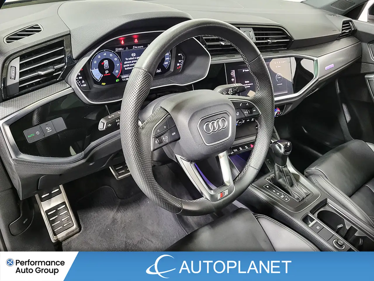 Audi Q3 снимка Audi Q3