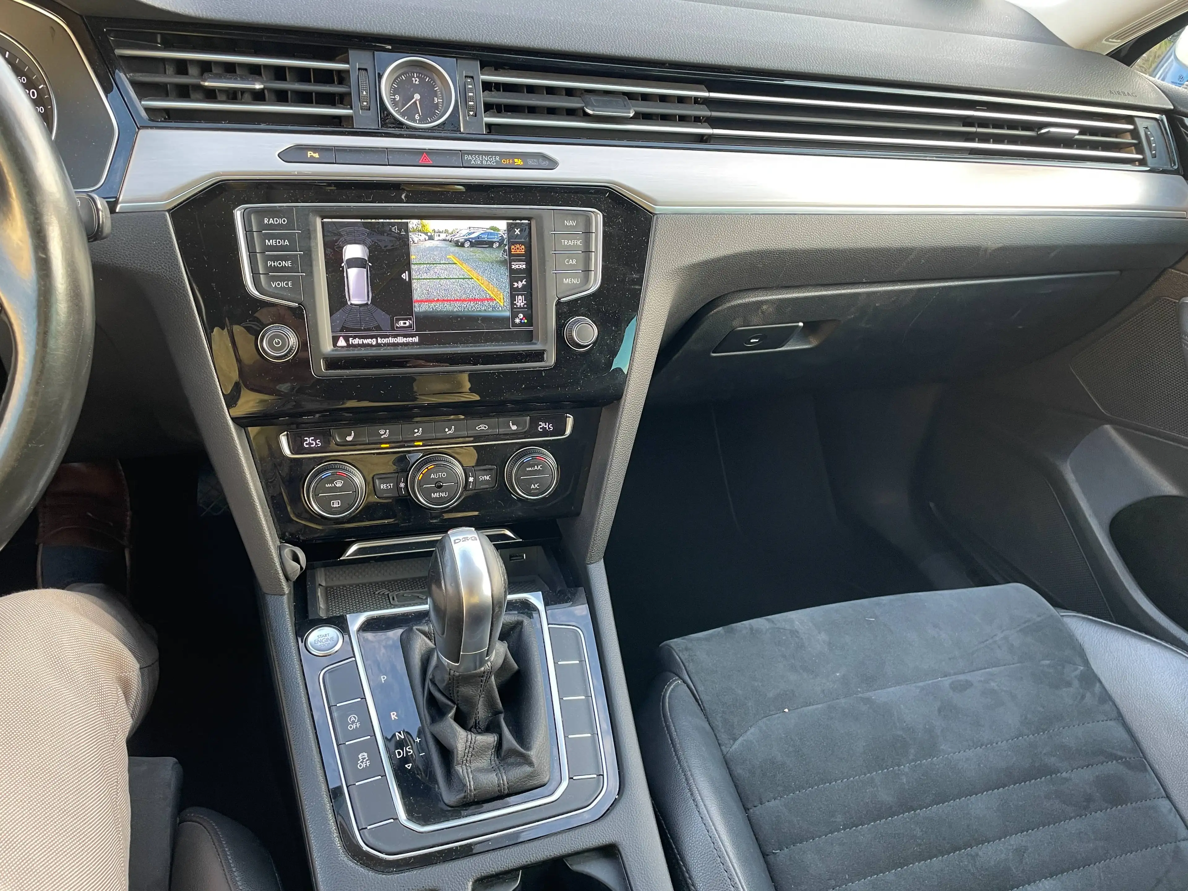 Volkswagen Passat Variant Highline BMT/Start-Stop — photo 6