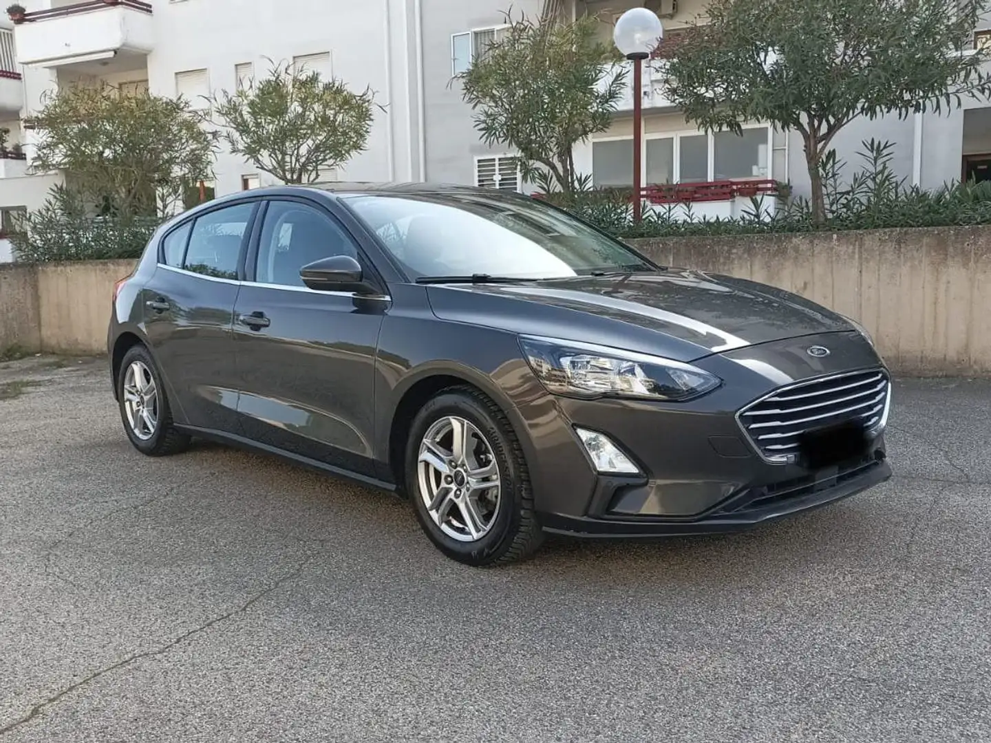 Ford Focus Focus Active 1.5 ecoblue co-pilot s Gris - 1
