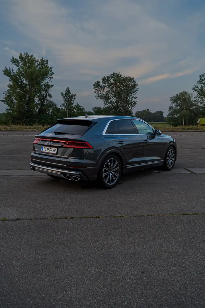 Audi Q8 SQ8 TFSI 4.0 QUATTRO VOLL Grau - 1