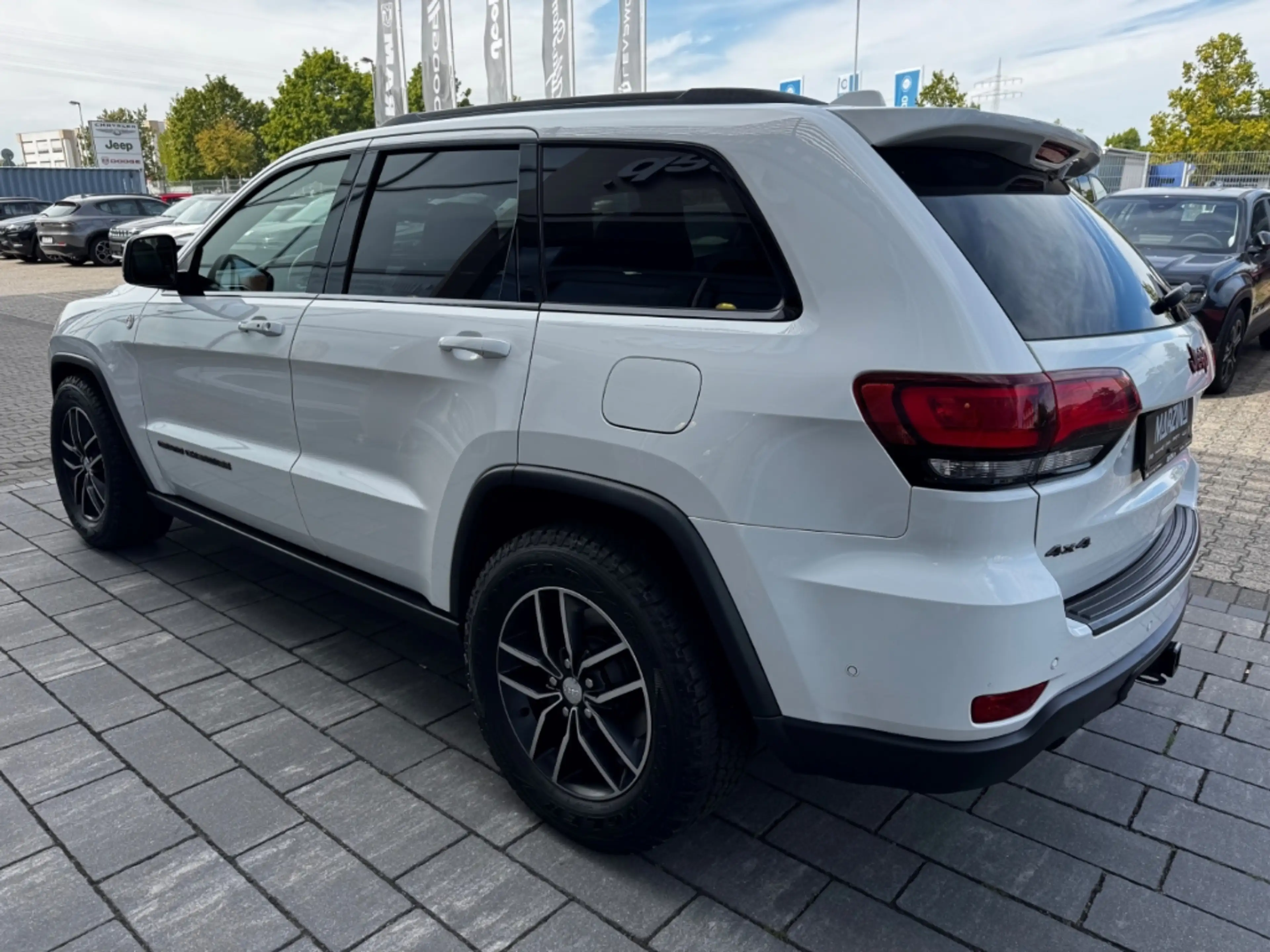 Jeep Grand Cherokee 5,7 Trailhawk V8 Leder Klima Allrad hintere Displa — photo 5