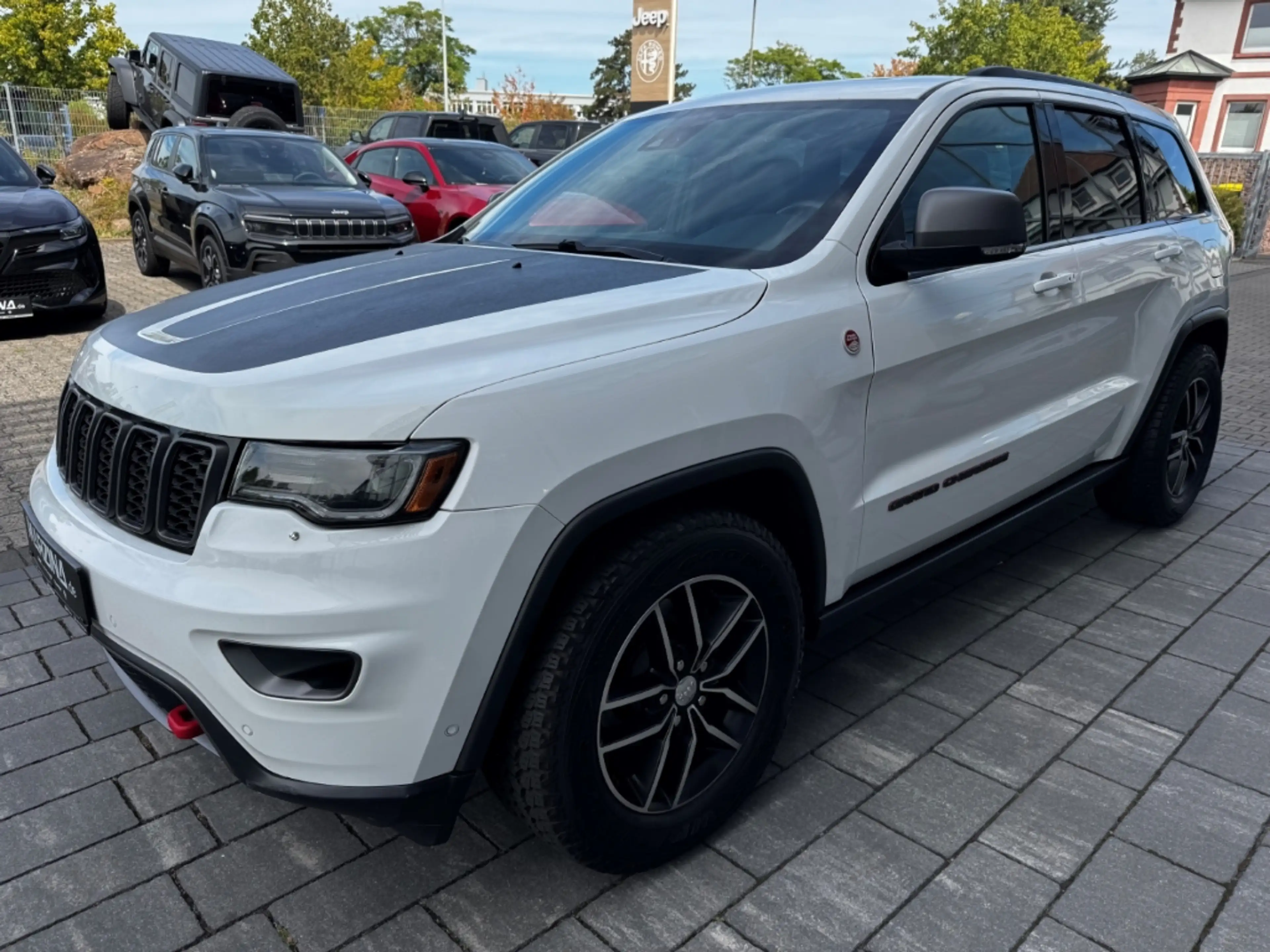 Jeep Grand Cherokee 5,7 Trailhawk V8 Leder Klima Allrad hintere Displa — photo 4