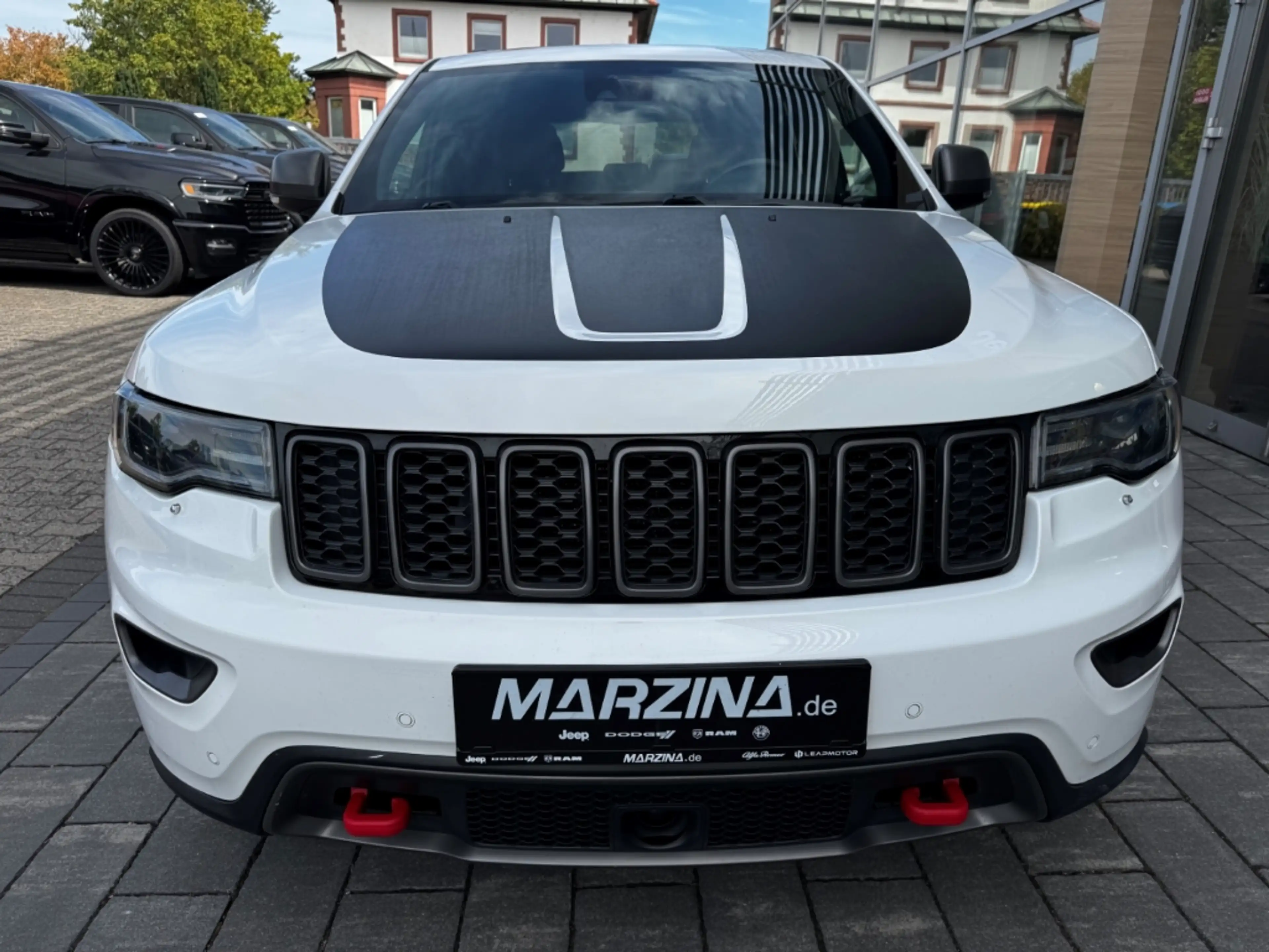 Jeep Grand Cherokee 5,7 Trailhawk V8 Leder Klima Allrad hintere Displa — photo 3