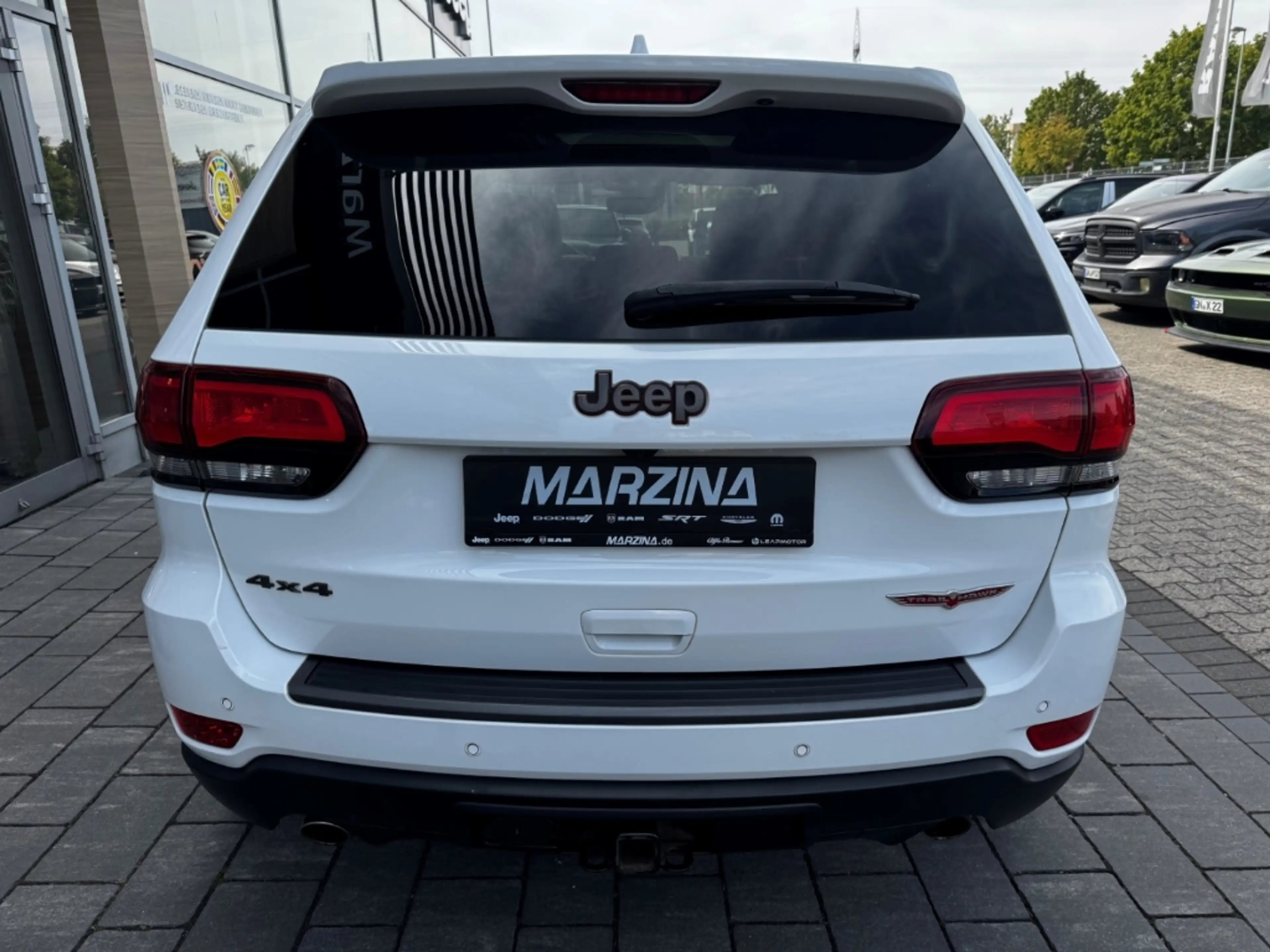 Jeep Grand Cherokee 5,7 Trailhawk V8 Leder Klima Allrad hintere Displa — photo 6