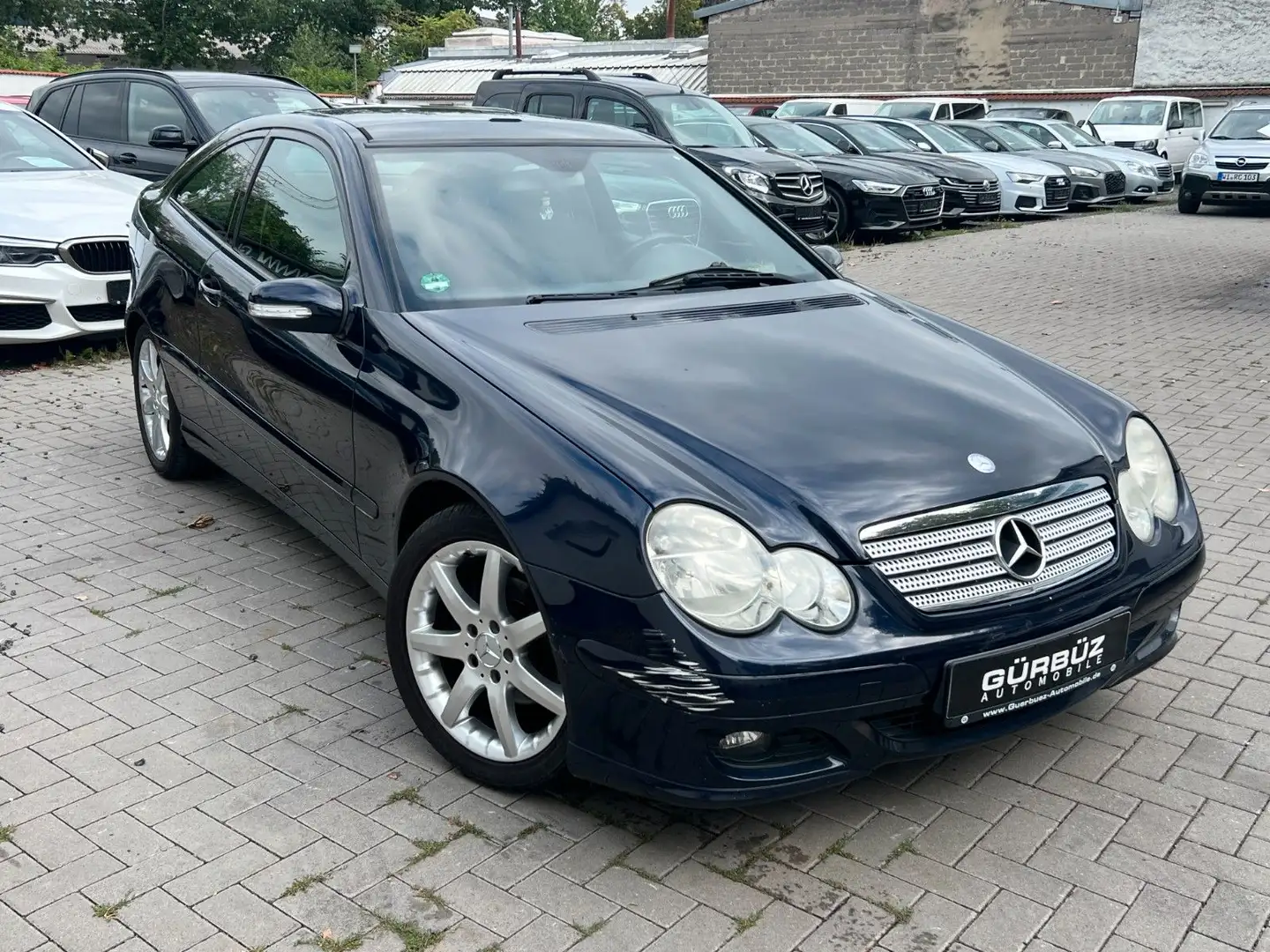 Mercedes-Benz C 180 Sportcoupe*Navi*Pano*Szhz*Sportpak Blau - 1