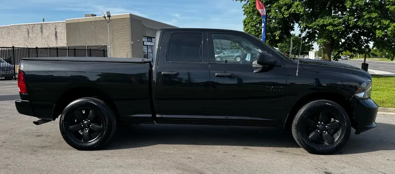 RAM 1500 снимка RAM 1500
