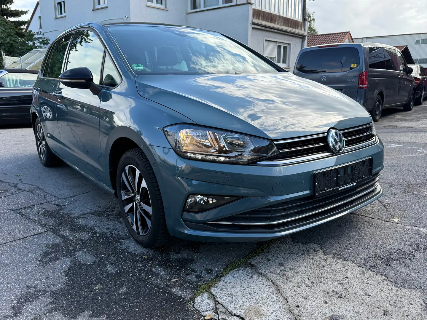 Volkswagen Golf Sportsvan 1.6 TDI IQ.DRIVE/Navi/ALU/NSW/Sitzheizung/PDC/Colo Grau - 1