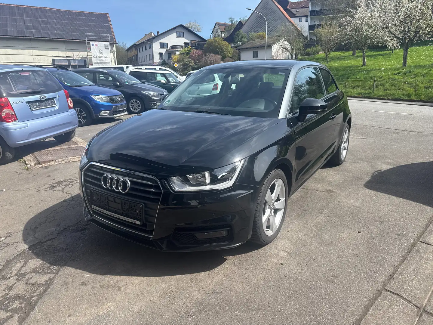 Audi A1 sport Schwarz - 1