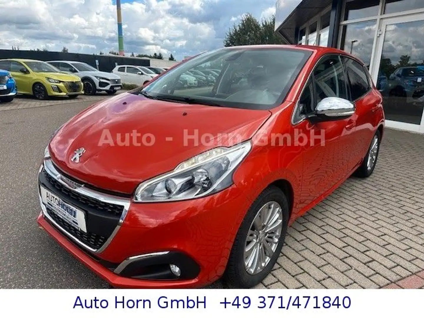 Peugeot 208 Allure Pure Tech 110 Stop & Start Orange - 1