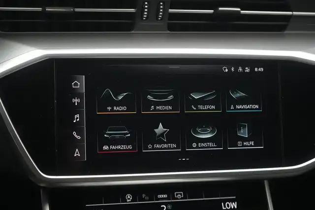 Audi A6 Avant view 15