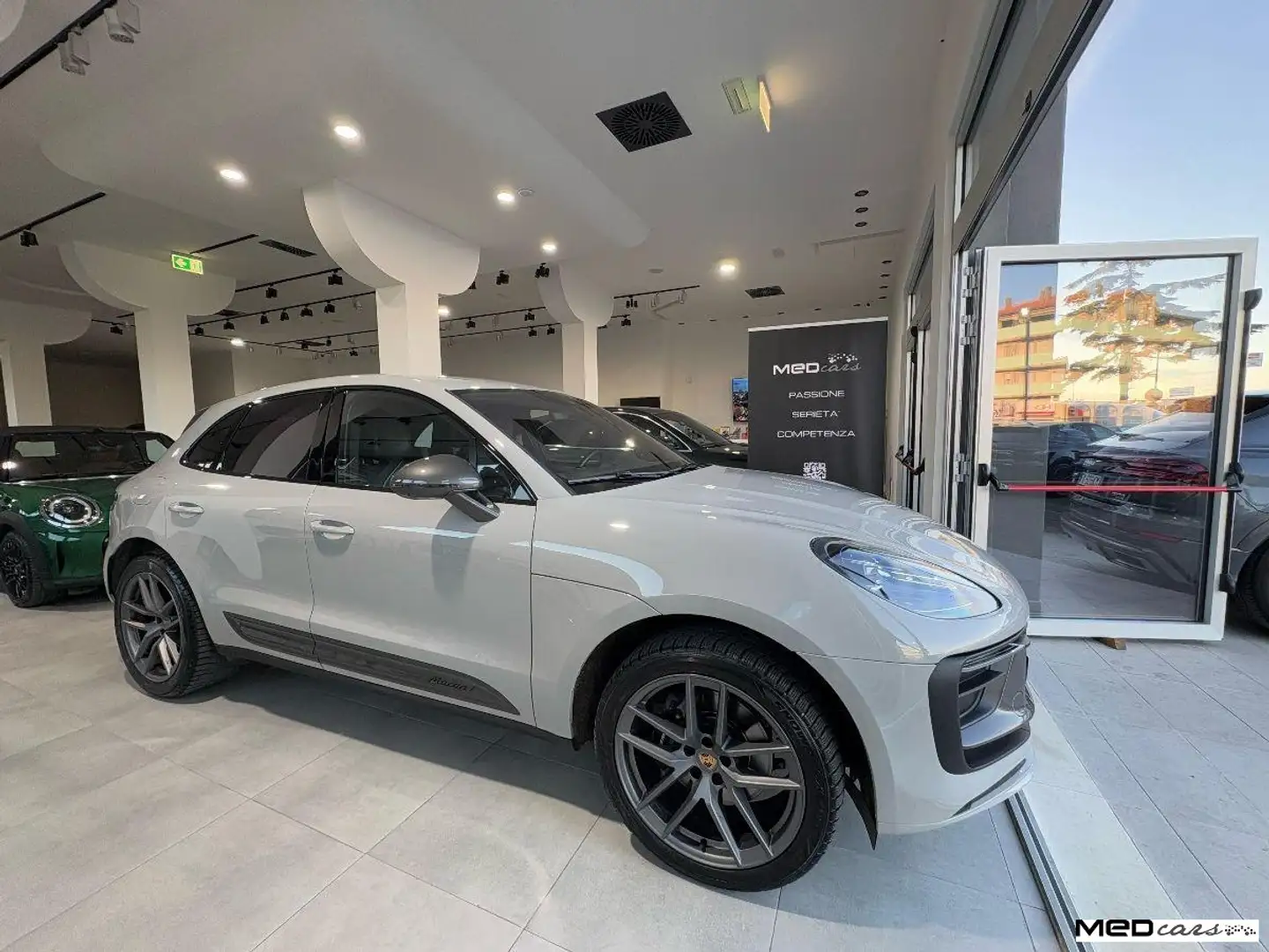 Porsche Macan 2.0 T / BELLISSIMA !! IVA ESPOSTA !!! Grigio - 2
