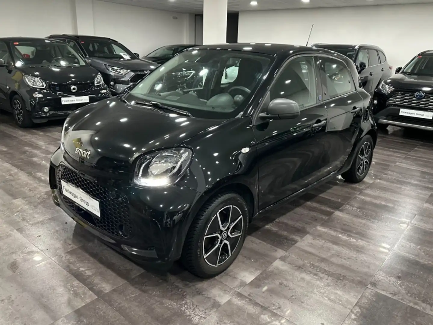 smart forFour Pequeño Automático de 5 Puertas Negro - 2