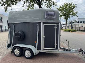 PT 2 Paards Trailer Zadelkamer,Rubberen vloer