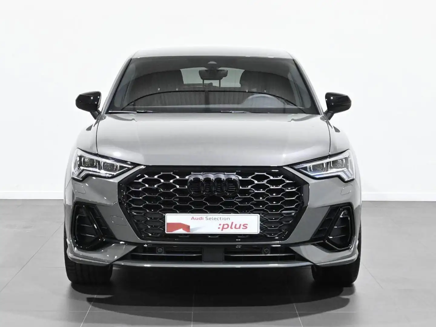 Audi Q3 Sportback 35 TDI Black limited S tronic Gris - 2