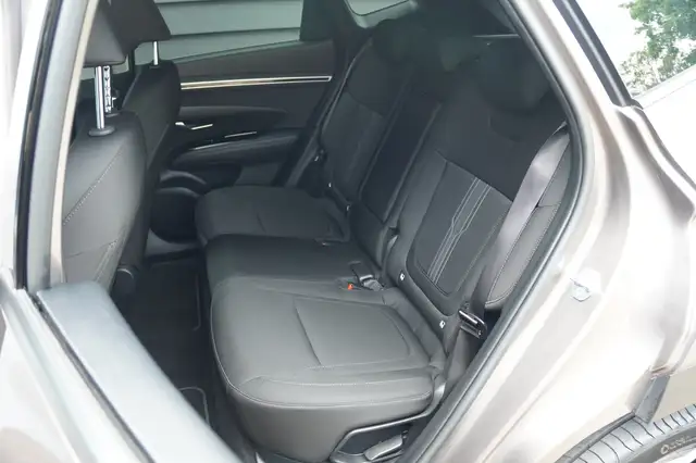 Hyundai Tucson view 29
