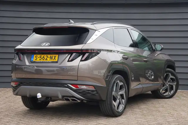 Hyundai Tucson view 2