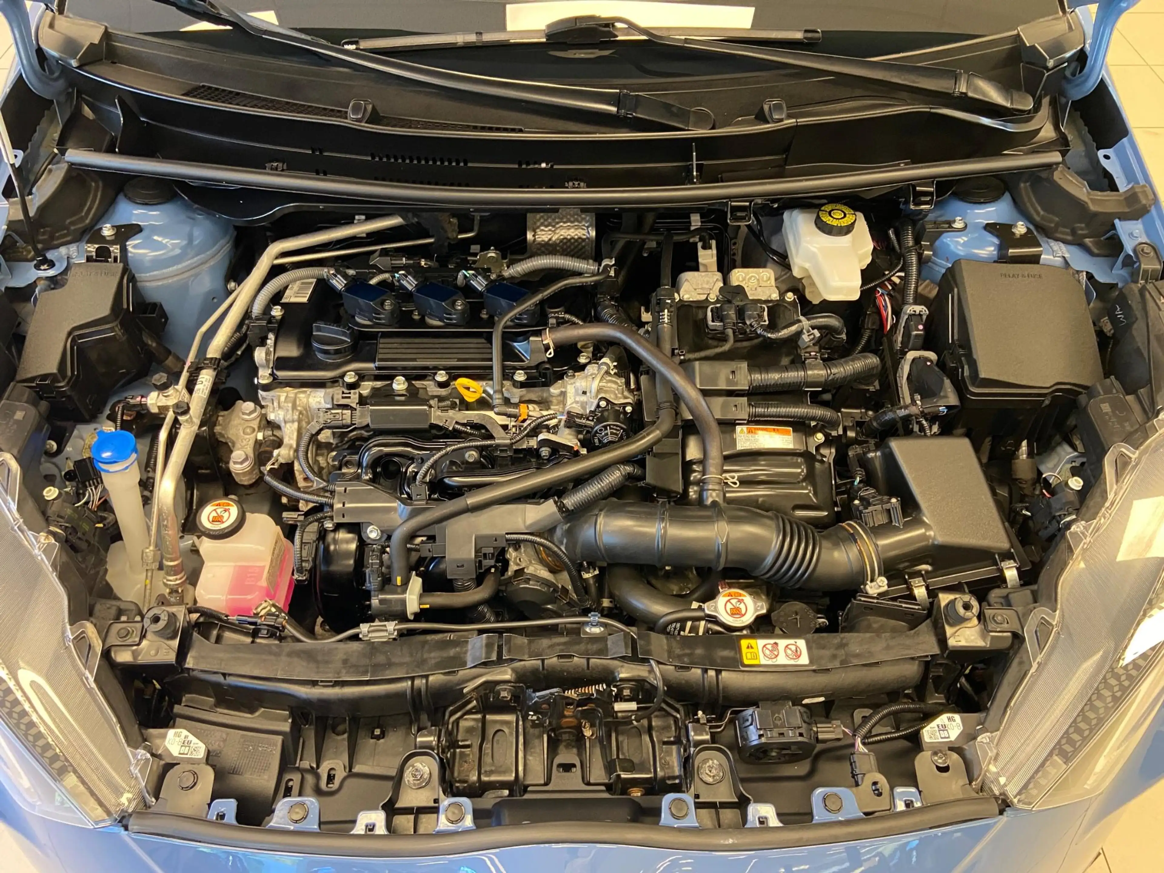 Toyota Yaris 1.5 HYBRIDE BI-TONE GARANTIE TOT 07-2031! . STOELV — photo 31