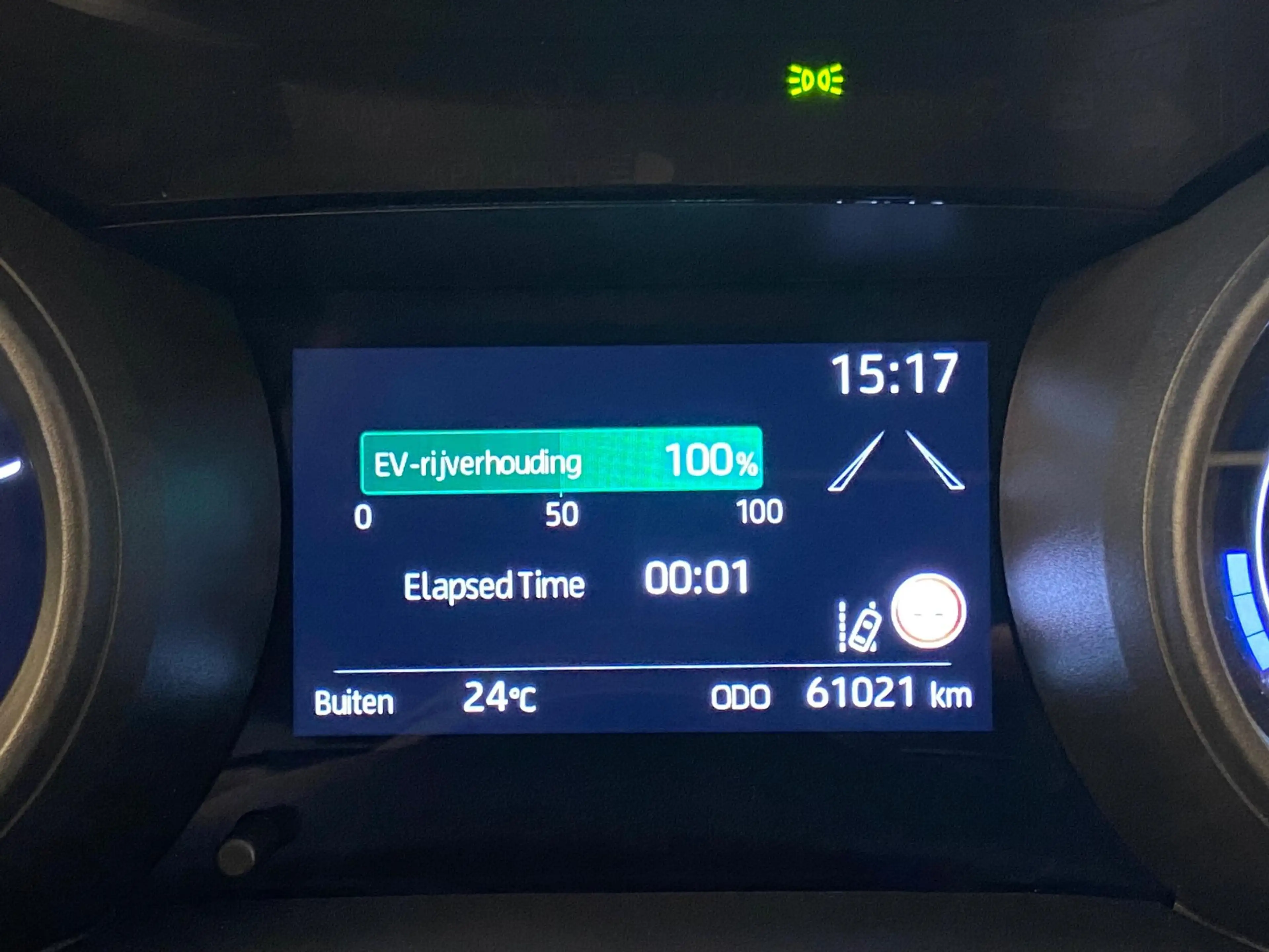 Toyota Yaris 1.5 HYBRIDE BI-TONE GARANTIE TOT 07-2031! . STOELV — photo 26