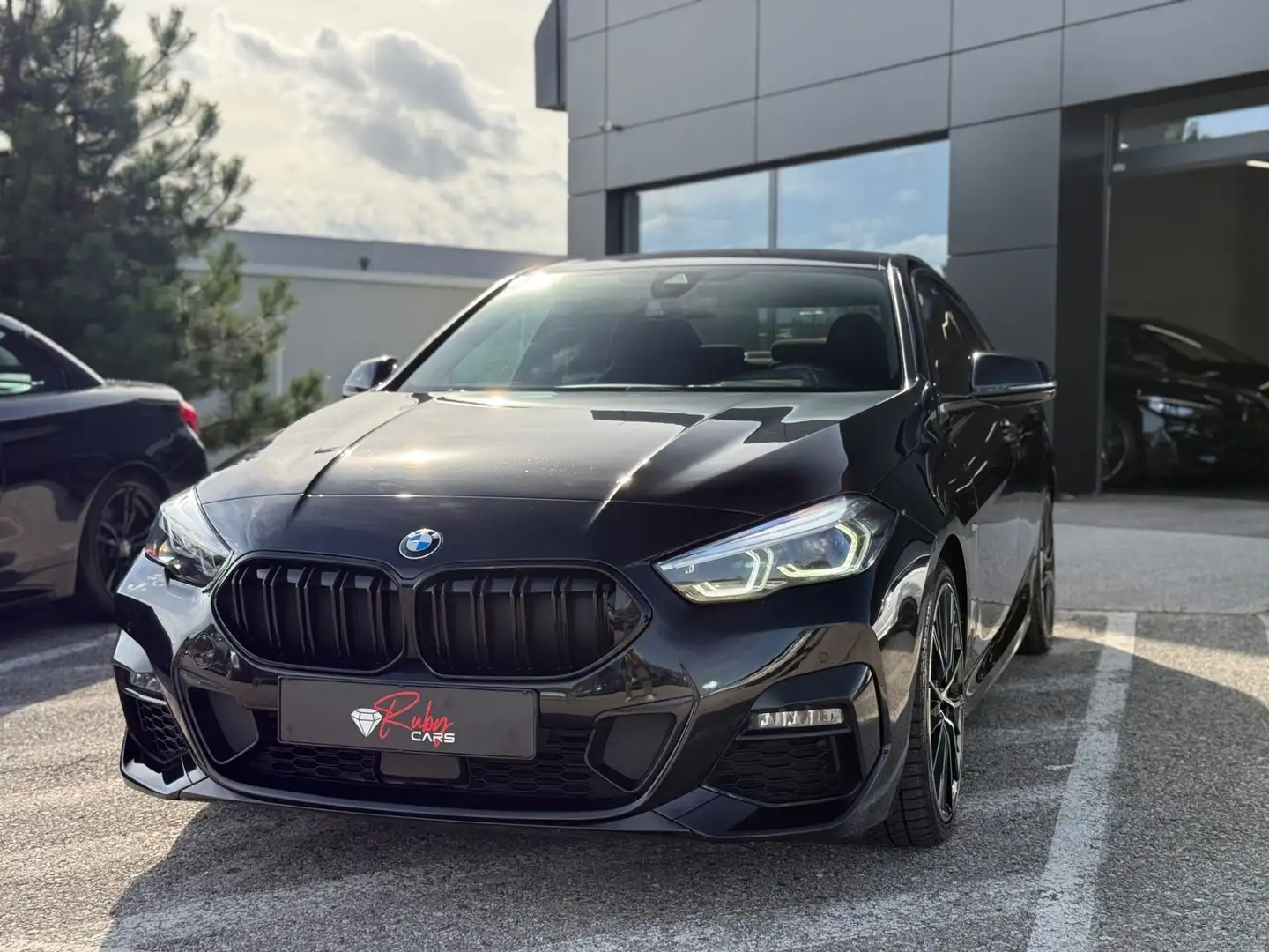 BMW 220 d Gran Coupe Aut. M Sport Schwarz - 2